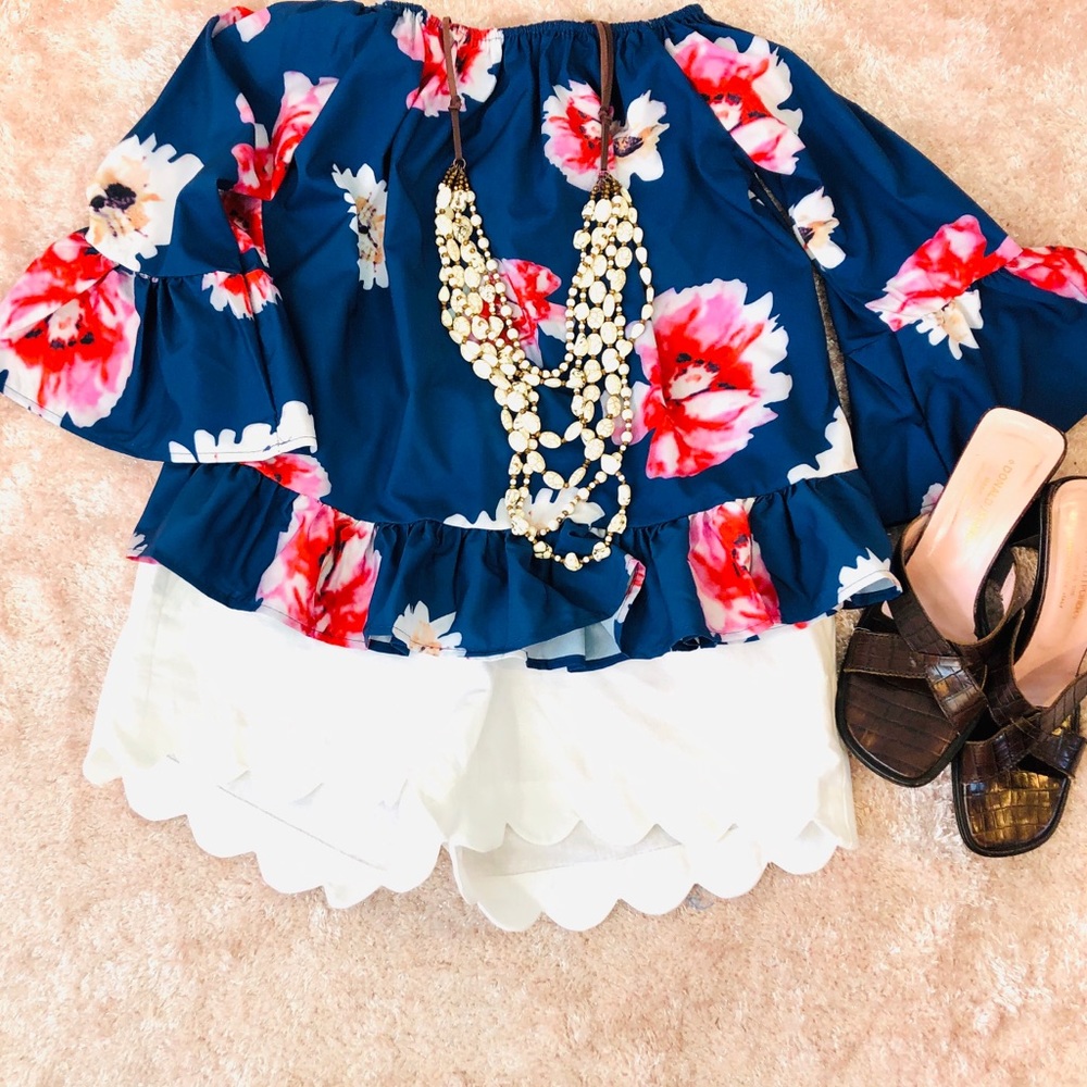 🛍 BRIGHT RUFFLED TOP